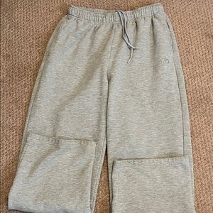 ALO Yoga Light Gray Sweatsuit